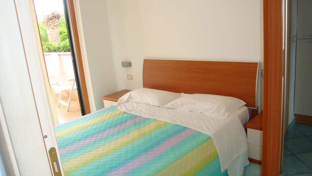 Ischia Uno Residence Forio di Ischia Δωμάτιο φωτογραφία