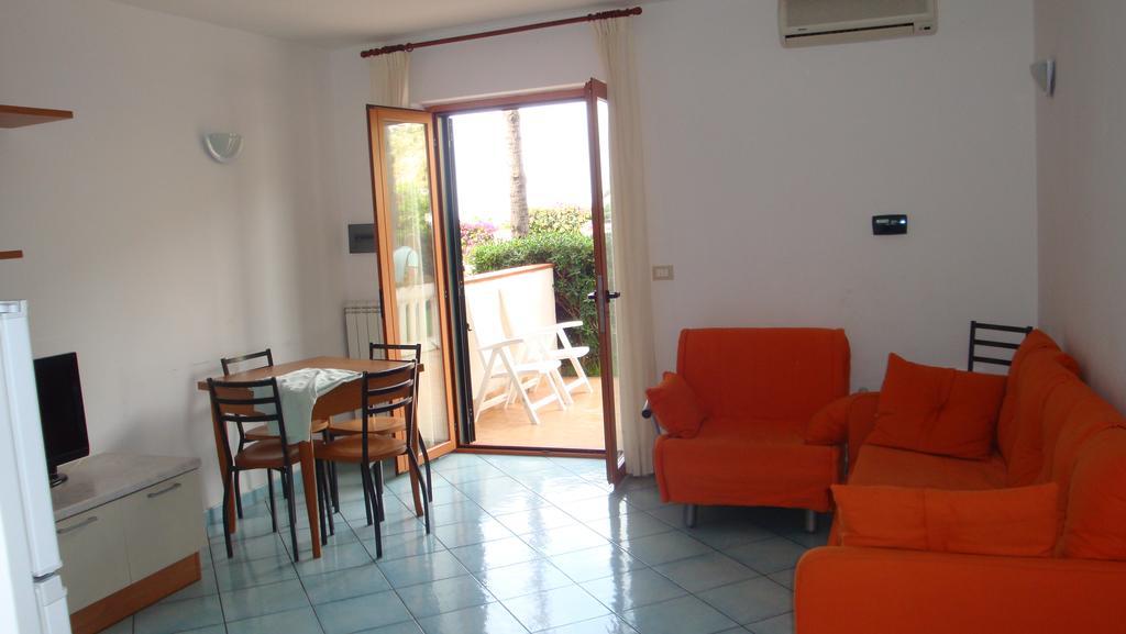 Ischia Uno Residence Forio di Ischia Δωμάτιο φωτογραφία